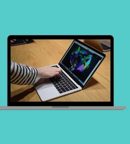 MacBook Pro Touch Bar: 10 Useful Features That Make It More Than a Gimmick